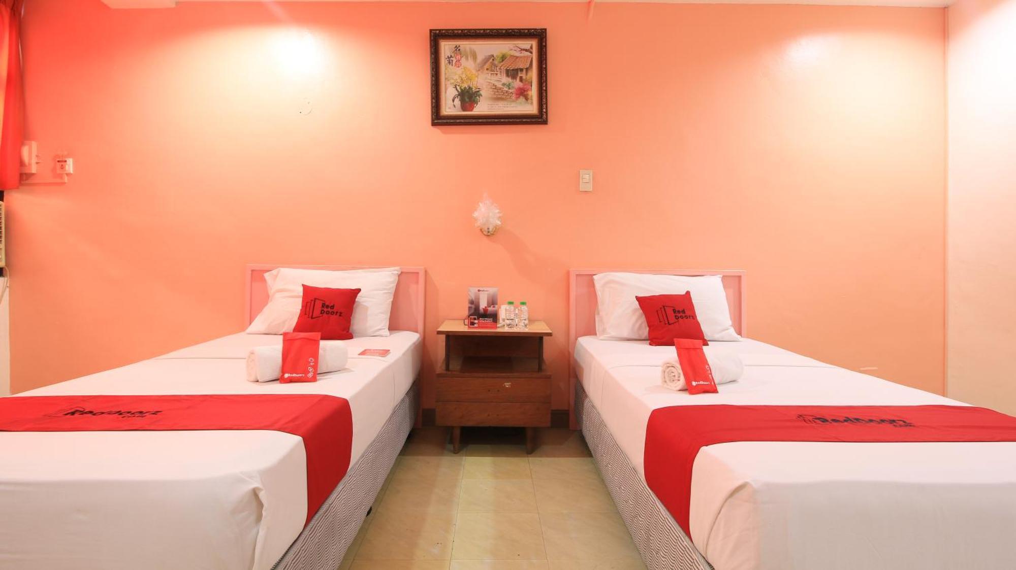 เรดดอร์ซ พลัส แอท ไชน่าทาวน์ บินอนโด Hotel มะนิลา ภายนอก รูปภาพ