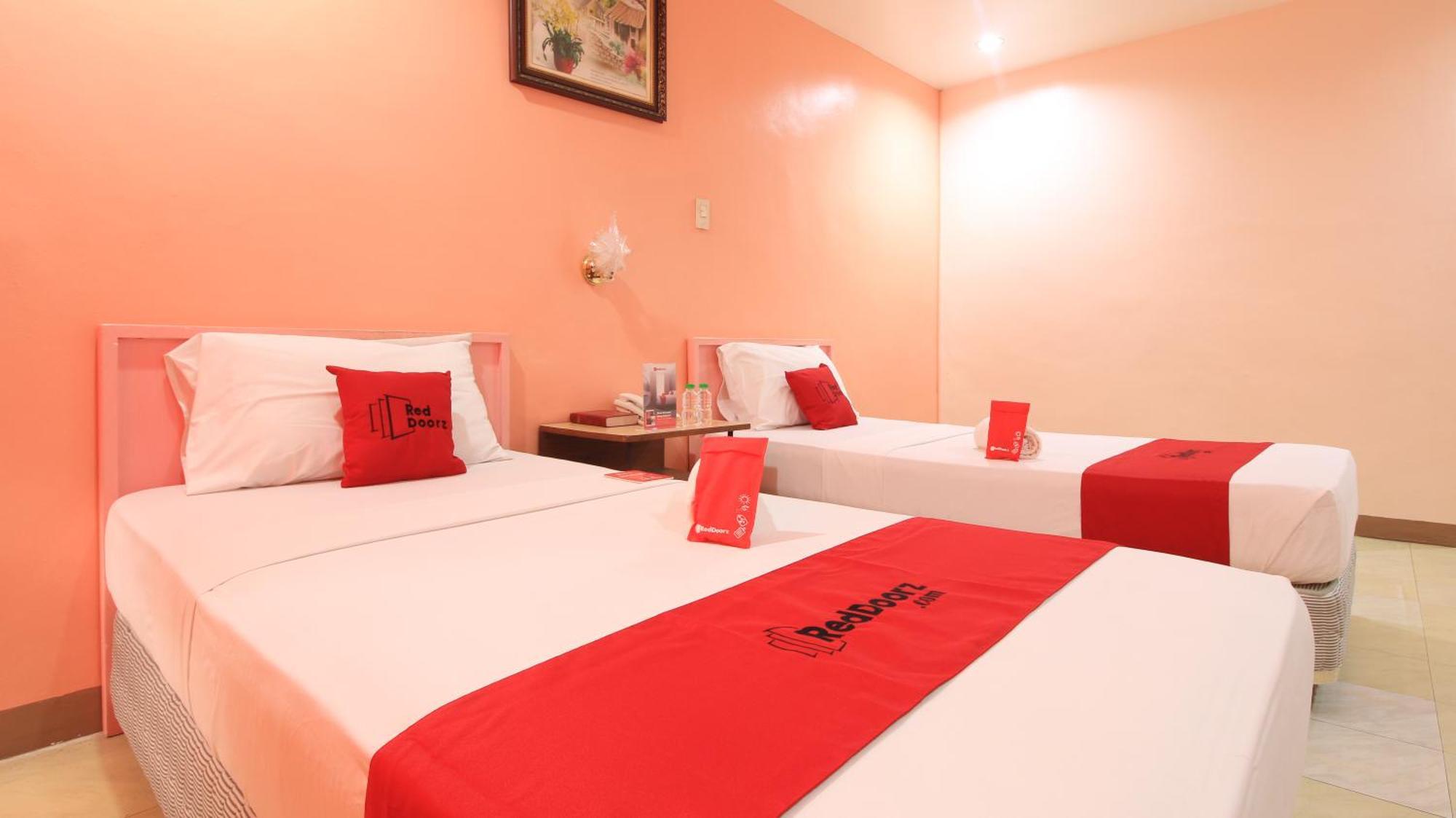 เรดดอร์ซ พลัส แอท ไชน่าทาวน์ บินอนโด Hotel มะนิลา ภายนอก รูปภาพ