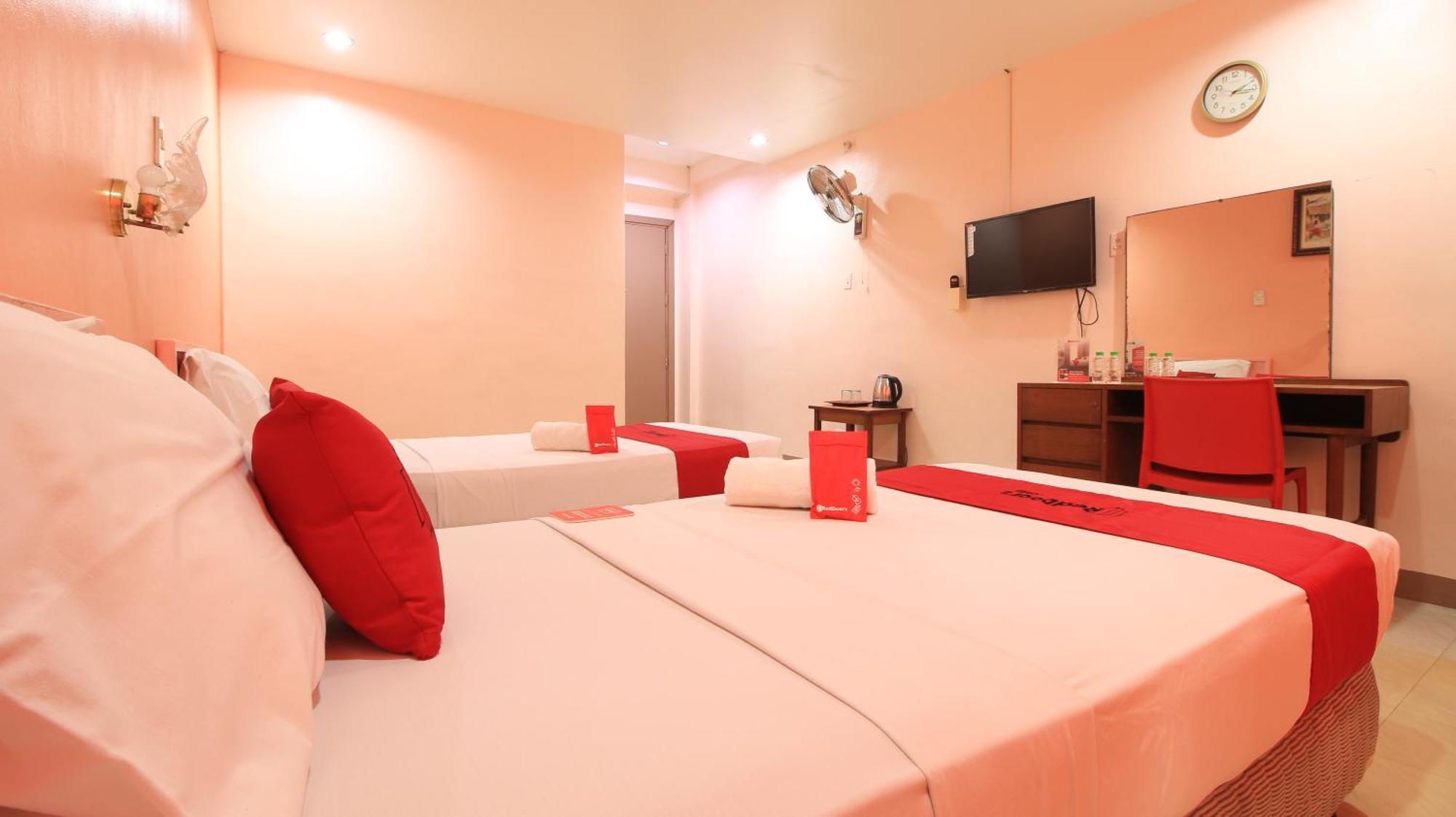 เรดดอร์ซ พลัส แอท ไชน่าทาวน์ บินอนโด Hotel มะนิลา ภายนอก รูปภาพ